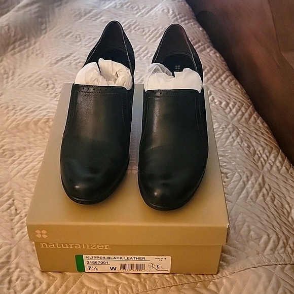 Naturalizer Klipper BLACK Leather 21867001 Shoe Size 7 1/2 Wide Used - Picture 2 of 8